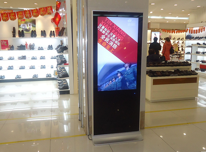 液晶廣告機(jī)方案，市場(chǎng)的營(yíng)銷神器
